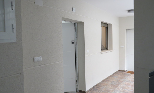 Resale - 1. Apartment / flat - Orihuela Costa