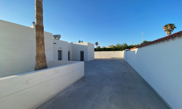 Reventa - Villa - Torrevieja