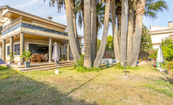 Resale - Villa - Orihuela Costa