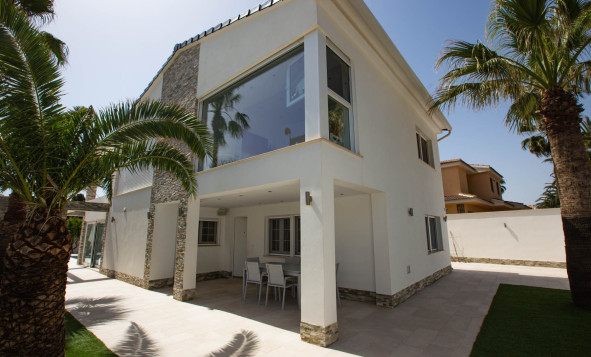 Resale - Villa - La Zenia - Orihuela Costa