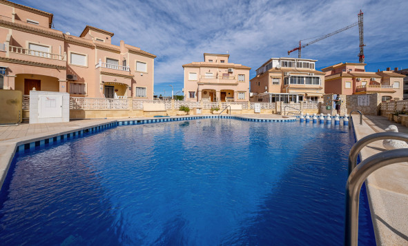 Resale - Villa - Playa Flamenca - Orihuela Costa