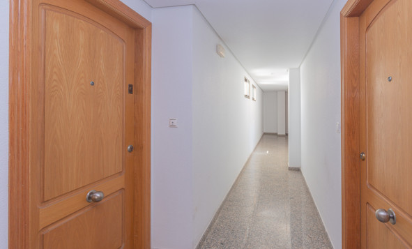 Resale - Apartment - Torrevieja