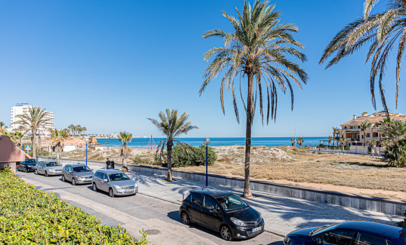 Herverkoop - Villa - La Zenia - Orihuela Costa