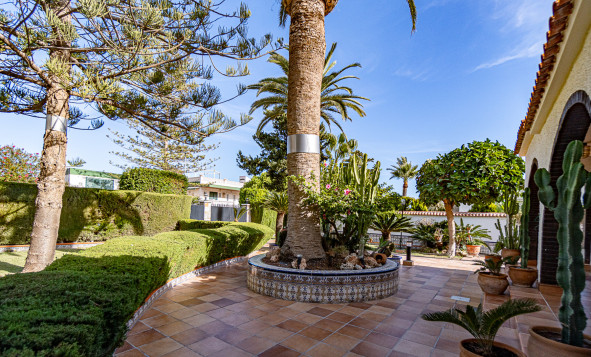 Herverkoop - Villa - La Zenia - Orihuela Costa