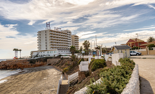 Herverkoop - Villa - La Zenia - Orihuela Costa