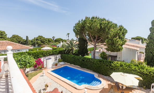 Resale - Villa - La Zenia - Orihuela Costa