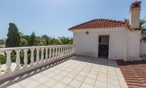 Resale - Villa - La Zenia - Orihuela Costa