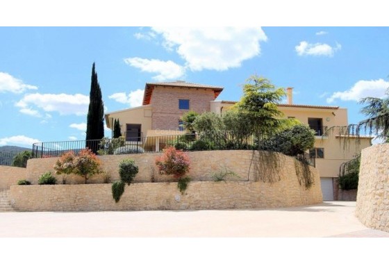 Herverkoop - 4. House - Detached Villa - Penàguila - Alcoy