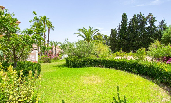 Resale - Villa - Villamartin - Orihuela Costa