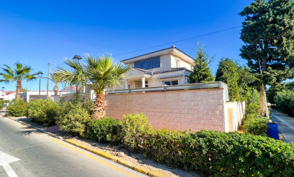 Reventa - Villa - La Mata - Torrevieja