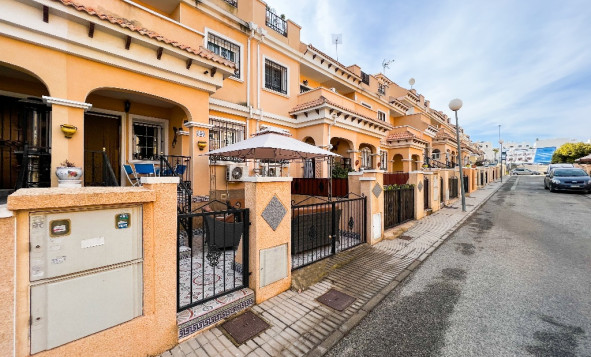 Reventa - Villa - Villamartin - Orihuela Costa