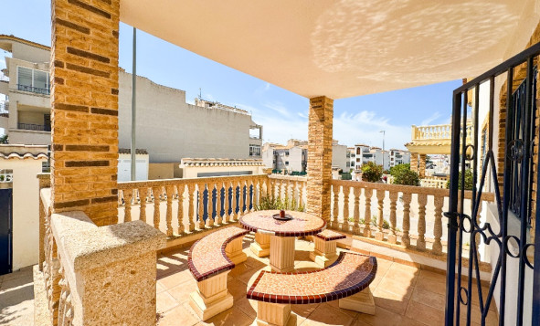 Reventa - Villa - Punta Prima - Orihuela Costa