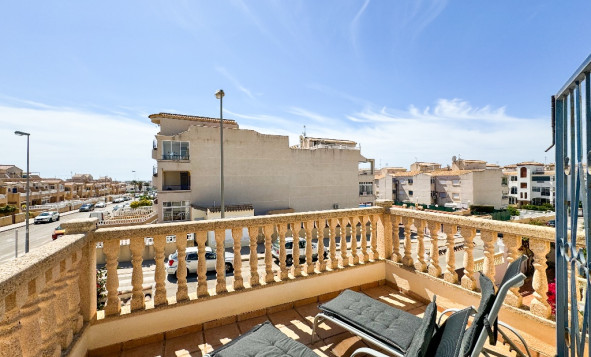 Herverkoop - Villa - Punta Prima - Orihuela Costa