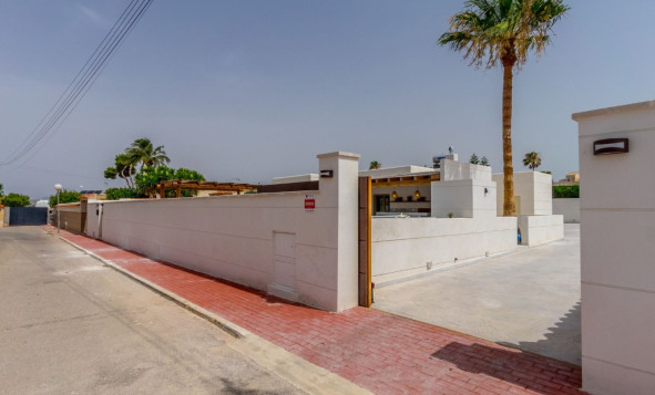 Herverkoop - Villa - Torrevieja