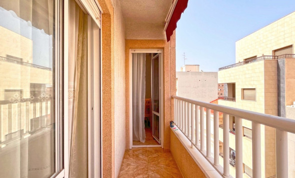 Resale - Apartment - Torrevieja