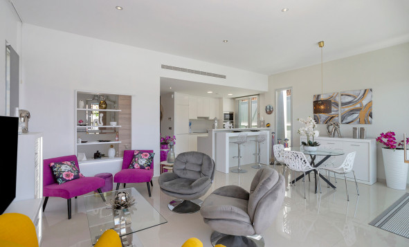 Resale - Villa - Torrevieja