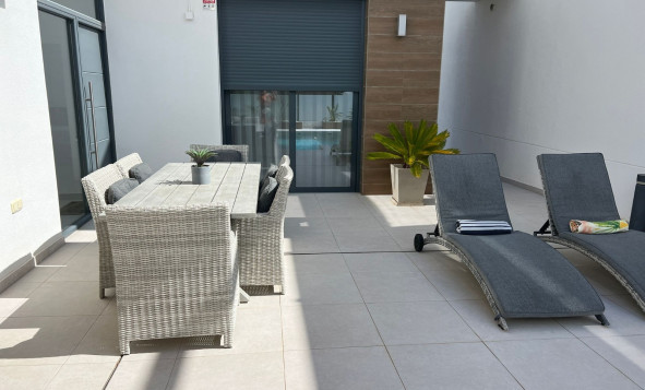 Resale - Villa - Los Montesinos - Torrevieja