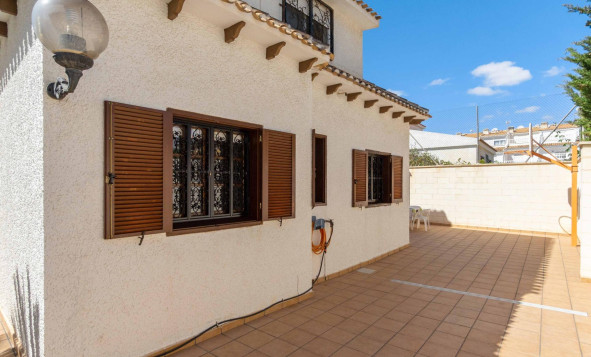 Herverkoop - 4. House - Detached Villa - Orihuela Costa