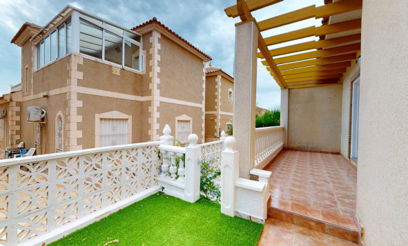 Reventa - Villa - Orihuela Costa