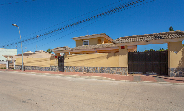 Herverkoop - Villa - Torrevieja - Orihuela Costa