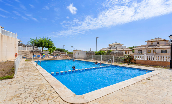 Reventa - Villa - Orihuela Costa