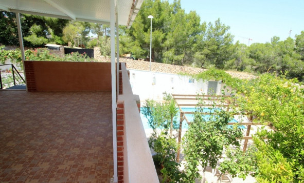 Resale - Villa - Torrevieja - Orihuela Costa