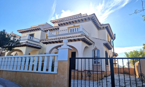 Resale - Casa Tipo Dúplex - Orihuela Costa