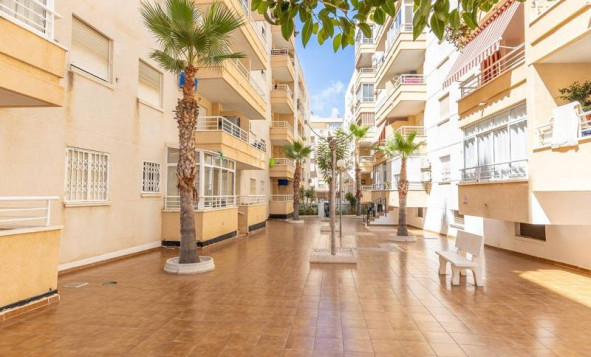 Herverkoop - 1. Apartment / flat - Torrevieja