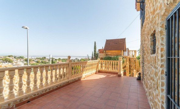 Herverkoop - Villa - Orihuela Costa