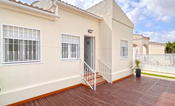 Herverkoop - Villa - Torrevieja