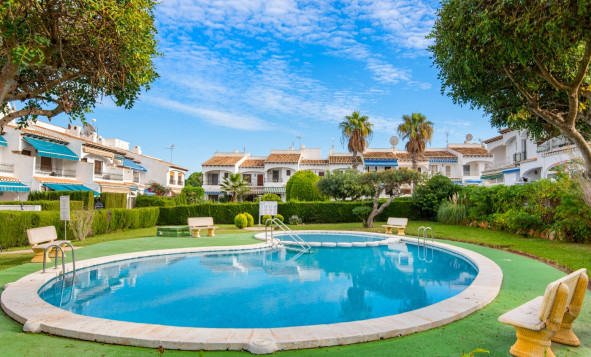 Herverkoop - Villa - Torrevieja - Orihuela Costa