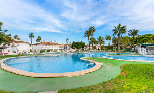 Herverkoop - Villa - Torrevieja - Orihuela Costa