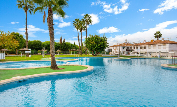 Herverkoop - Villa - Torrevieja - Orihuela Costa