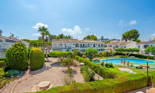 Herverkoop - Villa - Torrevieja - Orihuela Costa