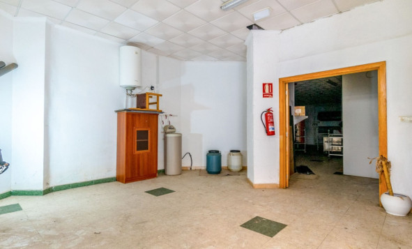 Resale - Commercial Property - Torrevieja