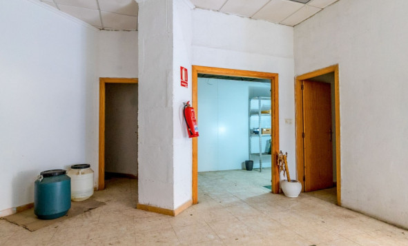 Resale - Commercial Property - Torrevieja