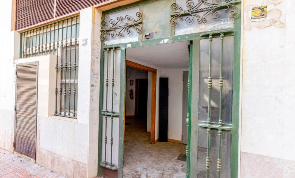 Resale - Commercial Property - Torrevieja