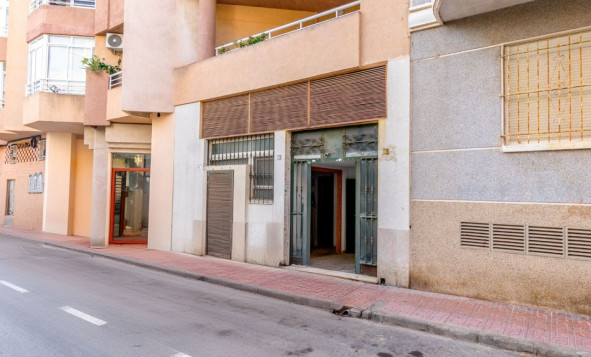 Resale - Commercial Property - Torrevieja