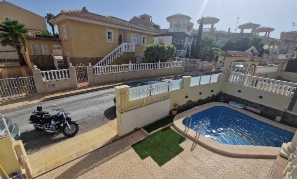 Herverkoop - Chalet - San Miguel de Salinas - Orihuela Costa