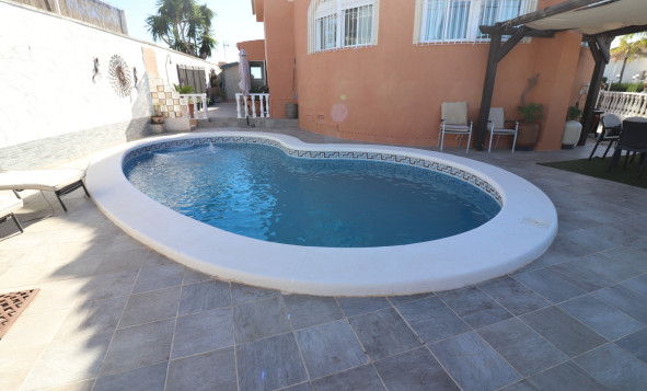 Resale - Villa - Ciudad Quesada - Rojales