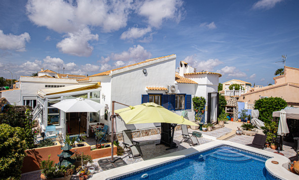 Resale - Villa - La Florida - Orihuela Costa