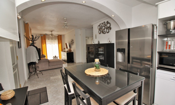 Resale - Villa - Villamartin - Orihuela Costa