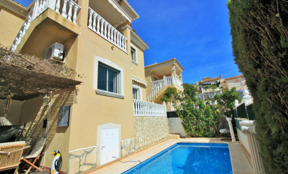 Resale - Villa - Villamartin - Orihuela Costa