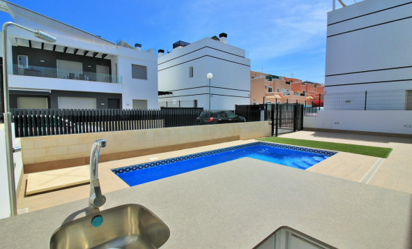 Reventa - Villa - Villamartin - Orihuela Costa