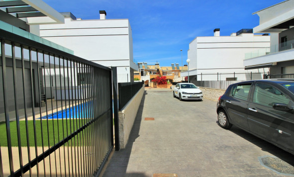 Reventa - Villa - Villamartin - Orihuela Costa