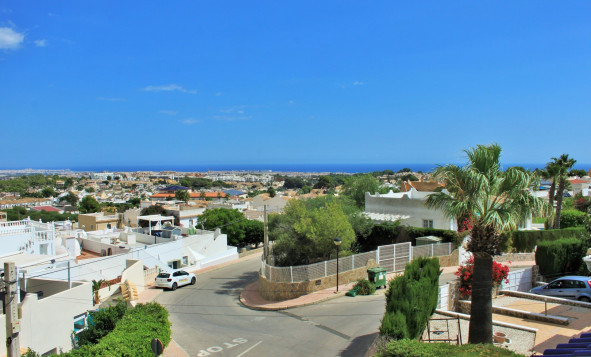 Herverkoop - Villa - Villamartin - Orihuela Costa