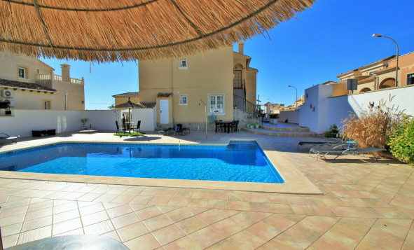 Reventa - Villa - Villamartin - Orihuela Costa