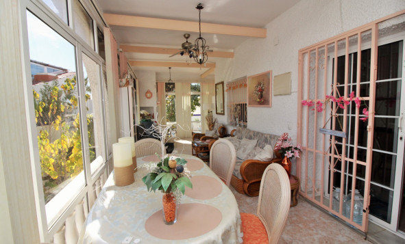 Resale - Villa - Villamartin - Orihuela Costa