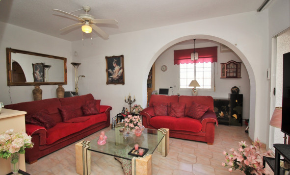 Resale - Villa - Villamartin - Orihuela Costa