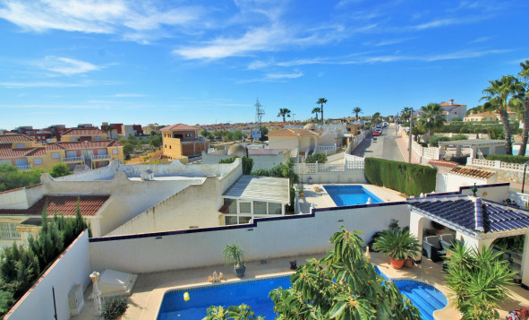 Resale - Villa - Villamartin - Orihuela Costa